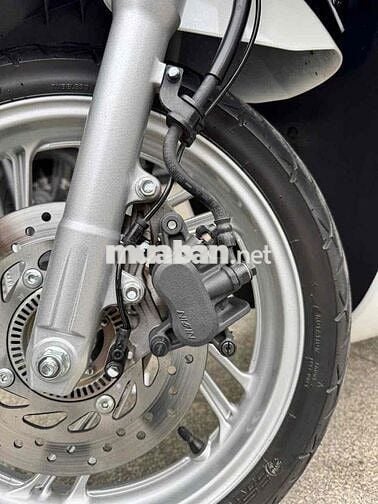 Sh160 ABS trắng xe 9 chủ, chạy 10700 km