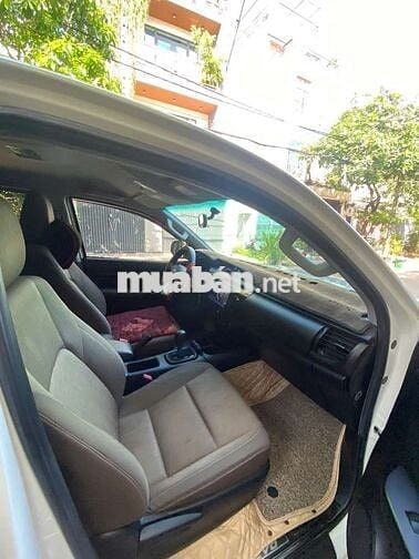 Hilux 2019 2.4E 4×2 AT - 90000 km