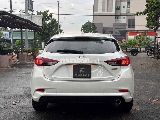 Mazda 3 2019 Sport 1.5L Luxury - 1495 km