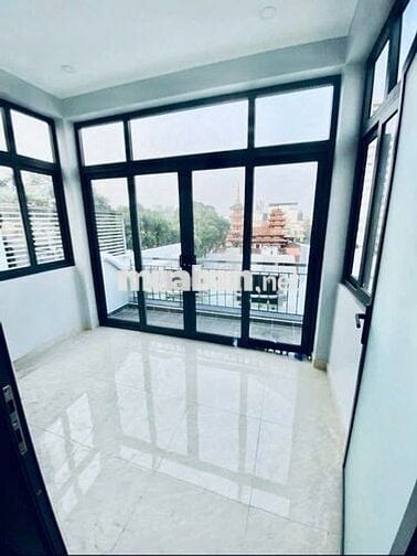 TOÀ NHÀ 5 TẦNG-THANG MÁY- THU NHẬP ỔN 80 TRIỆU/THÁNG-VỊ TRÍ ĐẸP-QUẬN 4