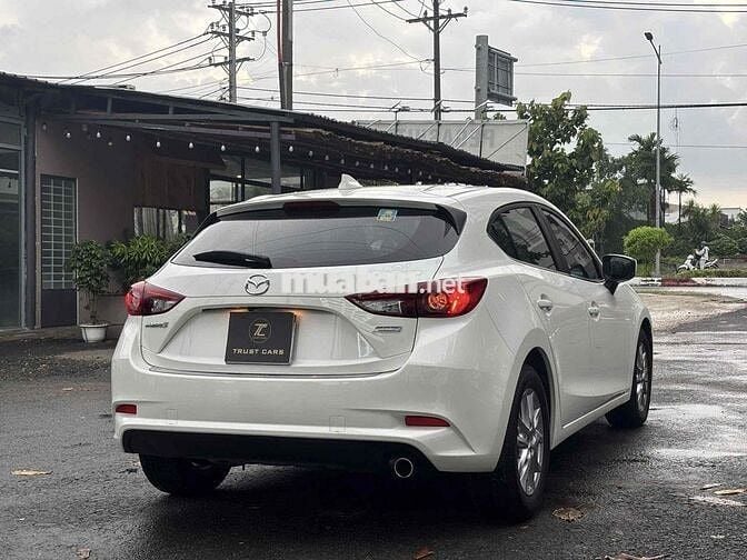 Mazda 3 2019 Sport 1.5L Luxury - 1495 km