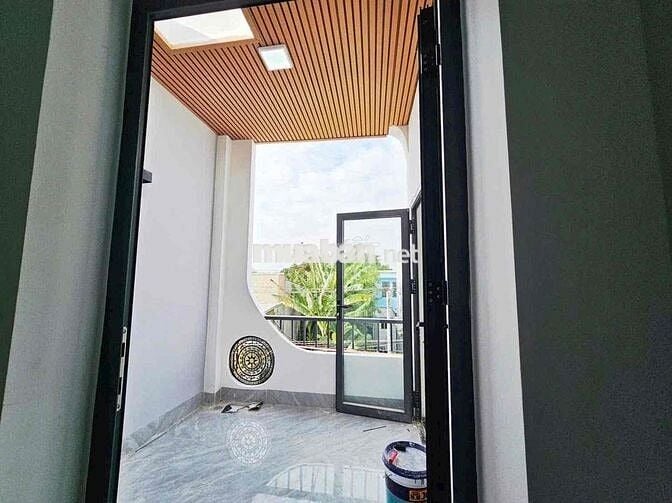 Nhà Lầu Mới Gần Cầu Bửu Hoà - Tân Vạn