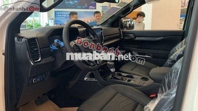 Ford Everest Titanium 2.0L 4x2 AT 2025