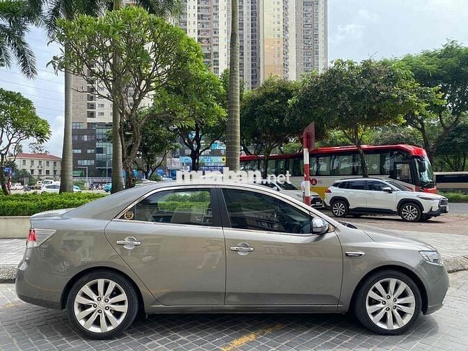 Kia Cerato 2010 1.6 AT nhập khẩu