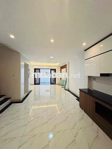 Ngon !Siêu phẩm nhà đẹp phố Vĩnh Tuy 5 tầng thang máy , giá đầu tư Vip