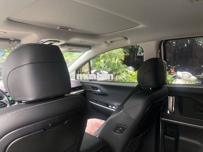 Hyundai Custin 2024 Cao Cấp 2.0T - 19000 km