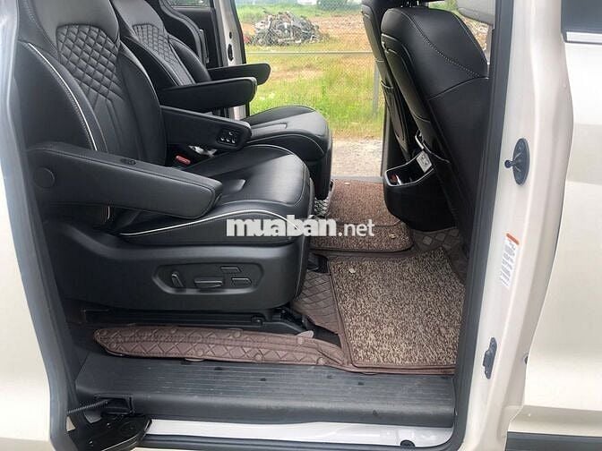 Hyundai Custin 2024 Cao Cấp 2.0T - 19000 km