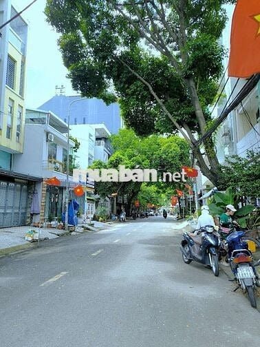 Bán nhà mặt tiền đường số ngang 5m p.Tân Kiểng Quận 7