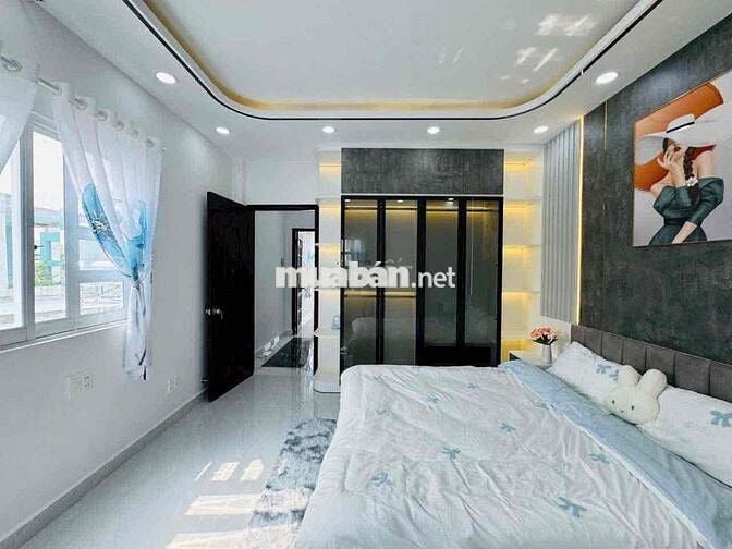 bán nhà 4 tầng đường Chuyên Dùng Chính giá 7.45 tỷ