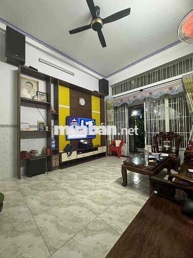 BÁN NHÀ 3 TẦNG BTCT (4X15) TỈNH LỘ 10 – CHỈ 4.5 TỶ 💥