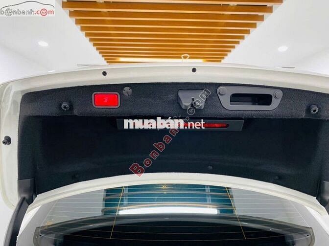 Mercedes Benz C200 Exclusive 2020 - 1 Tỷ 20 Triệu