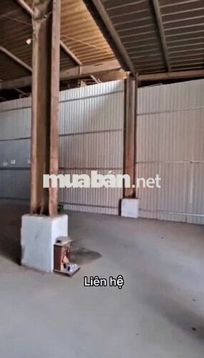 Kho diện tích 360m2 ở Nguyễn Văn Quỳ cần cho thuê có pccc, trần cao