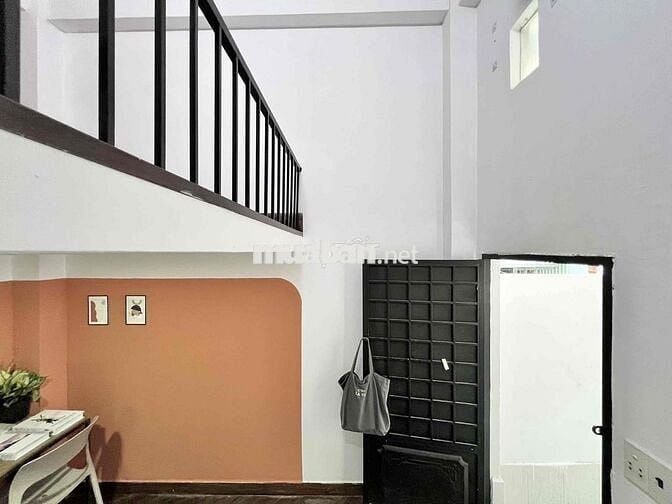 TRỌ GÁC LỬNG NGAY VĂN LANG FULL NT - TRẦN BÁ GIAO