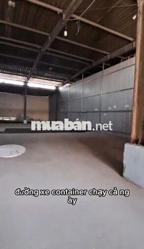 Kho diện tích 360m2 ở Nguyễn Văn Quỳ cần cho thuê có pccc, trần cao