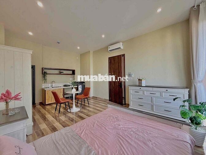 CĂN STUDIO BAN CÔNG FULL NỘI THẤT TẠI TÂN QUY