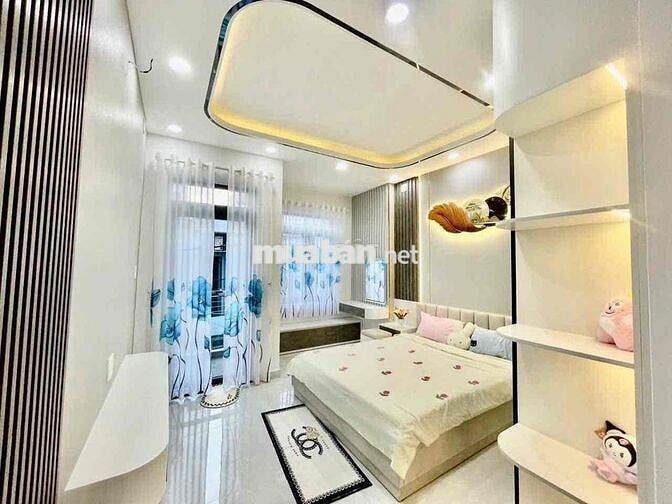 bán nhà 4 tầng đường Chuyên Dùng Chính giá 7.45 tỷ