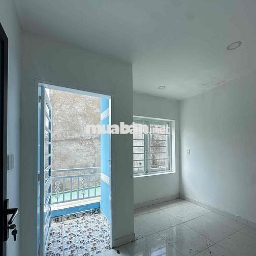 NỢ BÁN NHÀ GẦN CẦU LỚN HÓC MÔN ( 595TR CAM KẾT GIÁ ĐÚNG 100% )