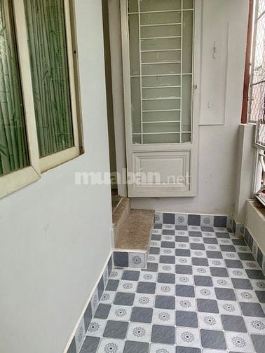 Cho thuê nhà hẻm nguyên căn Q.8, 2PN, 1WC, DT.54m2 