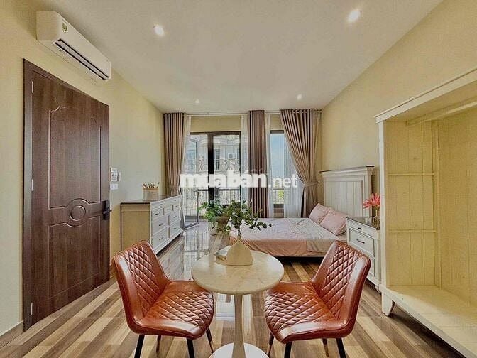 CĂN STUDIO BAN CÔNG FULL NỘI THẤT TẠI TÂN QUY