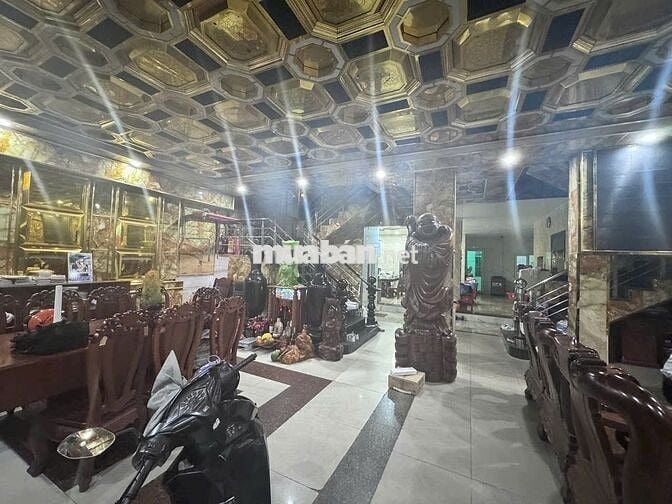 BÁN NHÀ KARAOKE NGƯNG HOẠT ĐỘNG – 255M² – TRUNG TÂM DĨ AN – GIÁ 18 TỶ