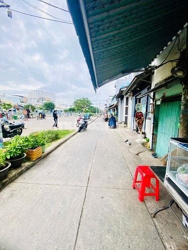 Chính chủ bán nhà thoáng mát view sông