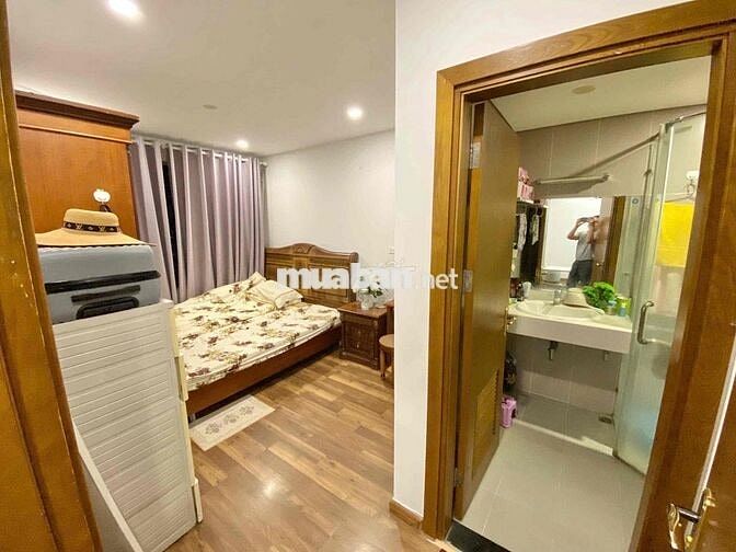 Chính chủ bán căn 77,8 Toà R3 Tầng 21 CC Gold Mark City,l
