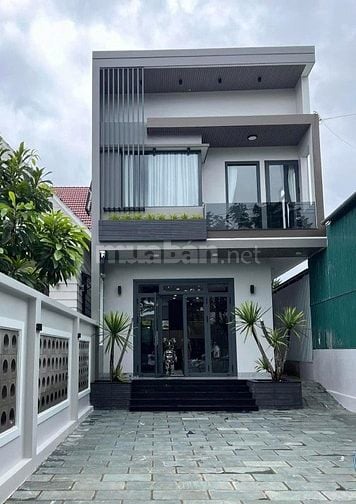 Mình cần bán nhà SHR cách chợ Bến Thành 5km giá 1 tỷ 290 thương lượng