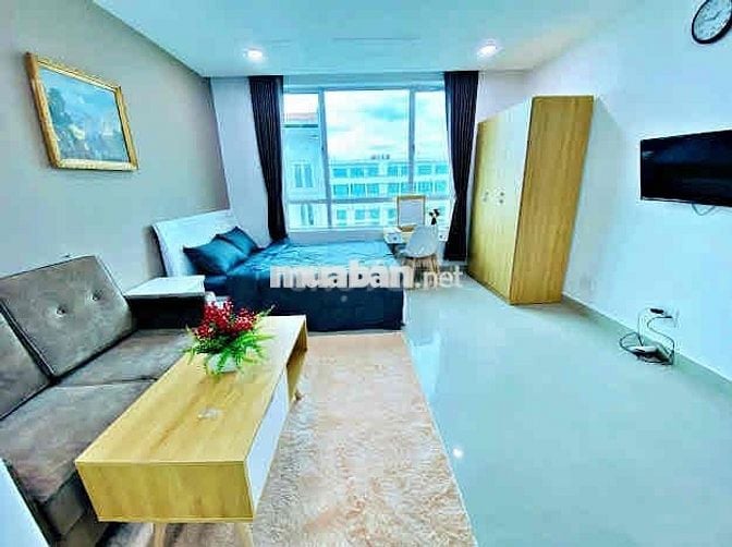 STUDIO THANG MÁY CỬA SỔ LỚN SÁT CẦU LÊ VĂN SỸ, TRẦN QUANG DIỆU