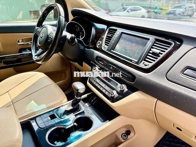 KIA SEDONA FULL DẦU 2019 ĐI RẤT ÍT - 58000 km