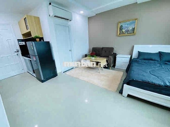 STUDIO THANG MÁY CỬA SỔ LỚN SÁT CẦU LÊ VĂN SỸ, TRẦN QUANG DIỆU