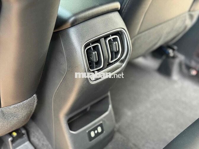 Kia Seltos 2025 Deluxe 1.4 AT - 30000 km