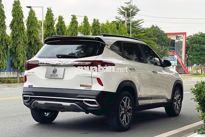 Kia Seltos 2022 Luxury 1.4 AT - 50000 km