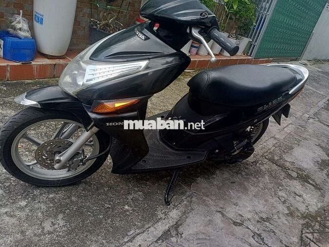 Cần bán xe click 110