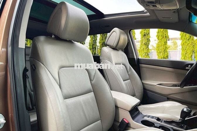 Hyundai Tucson 2016 2.0 AT - 97000 km
