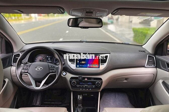 Hyundai Tucson 2016 2.0 AT - 97000 km