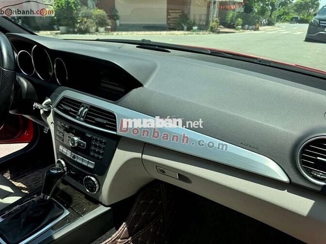 Mercedes Benz C300 AMG 2012