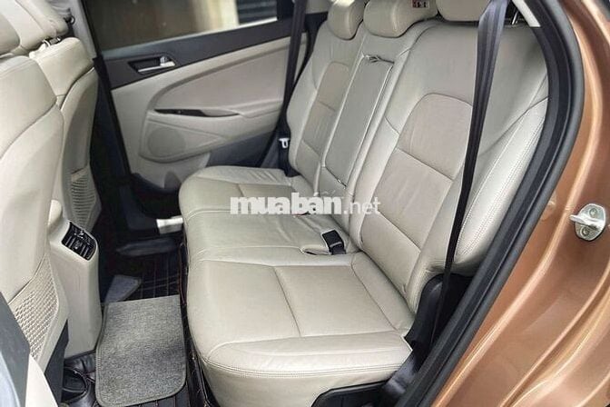 Hyundai Tucson 2016 2.0 AT - 97000 km
