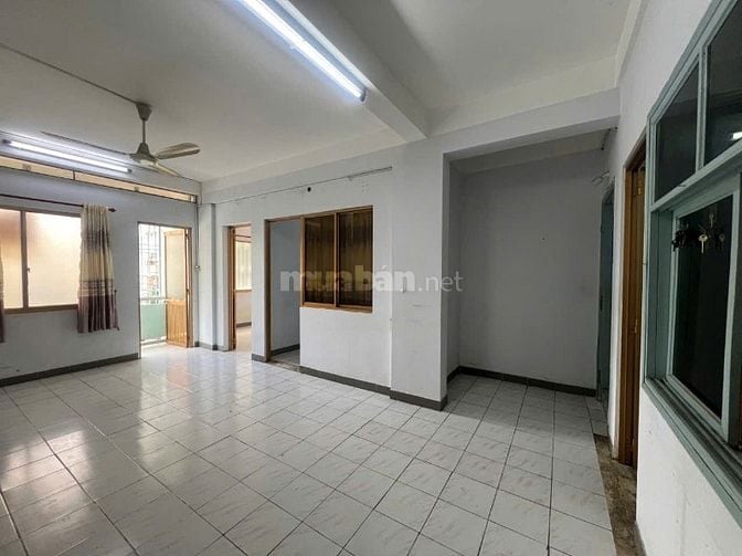 Bán căn hộ lầu 1, lô B-CC Bình Thới, MTNBộ 6m(XH) Dương Đình Nghệ, P.8