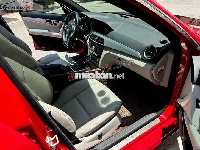 Mercedes Benz C300 AMG 2012
