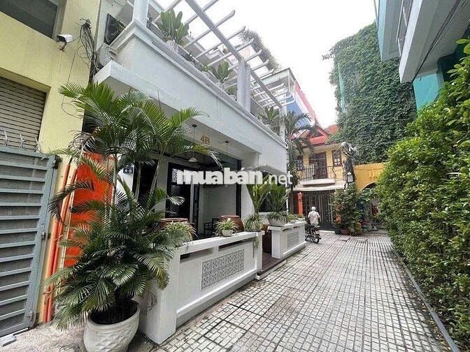 Nhà khu VIP Phan Kế Bính,Q1; DT: 10x12m; 2 tầng mới đẹp giá 69tr