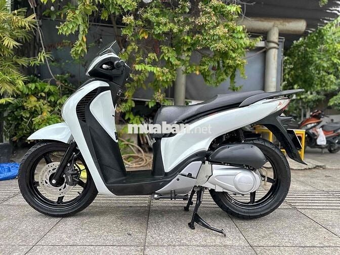 sh 150i 2010 trắng sporty sm500 zin chưa rớt đầu
