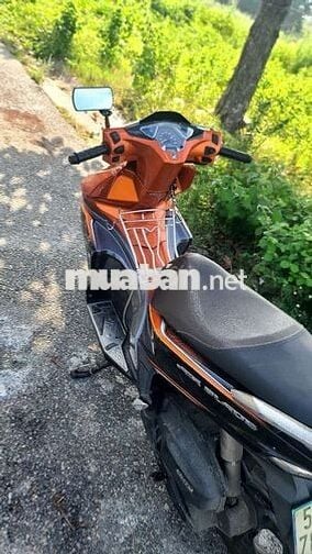 ĐỔI XE THANH LÝ XE AIR BLADE CHO NGƯỜI CẦN