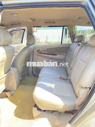 Toyota Innova 2008 - 300000 km