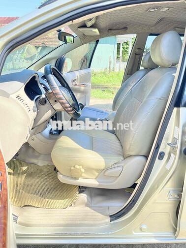 Toyota Innova 2008 - 300000 km