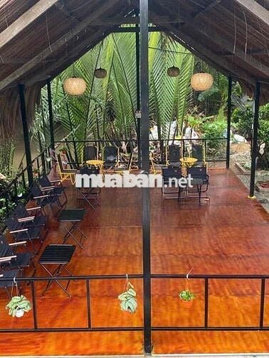 Bán đất bao gồm quán cafe và nhà ở