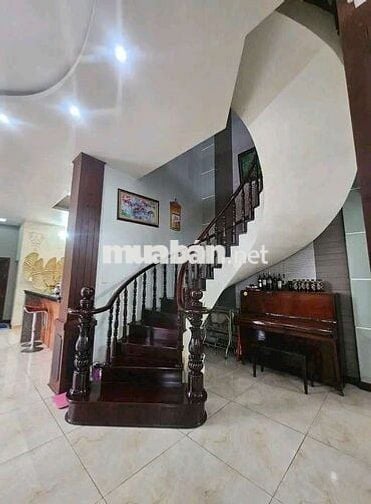 BIỆT THỰ - 3 TẦNG , DT 11x56,7= 623,7m² - XÃ BÌNH LỢI, BÌNH CHÁNH