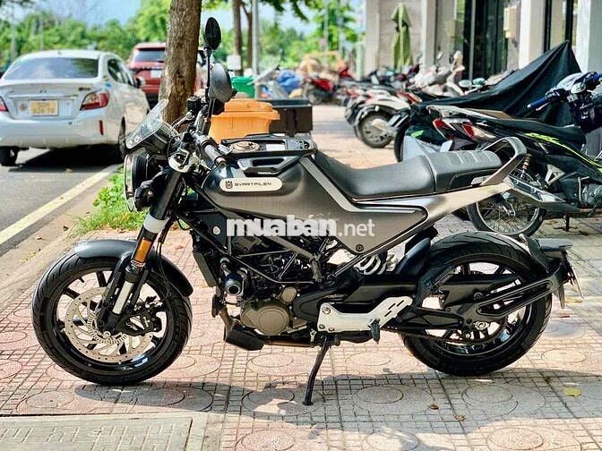 Husqvarna Svartpilen 200 – 2022 odo 18k