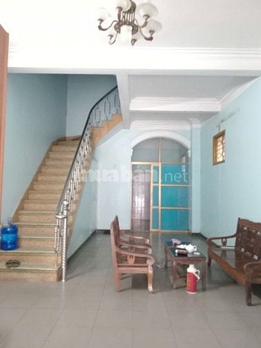 Cho thuê nhà mặt phố Hùng Vương, Hồng Bàng, Hải Phòng, 100m2, 4,5 tầng
