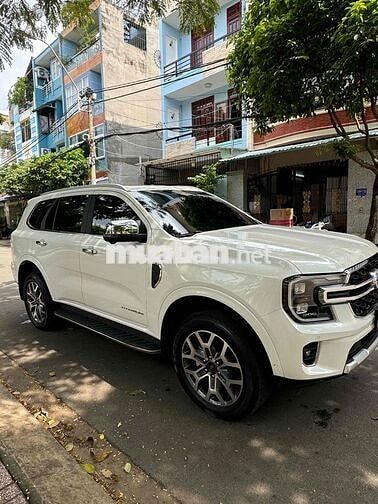 Ford Everest 2024 Platinum 2.0L 4x4 AT - 20166 km