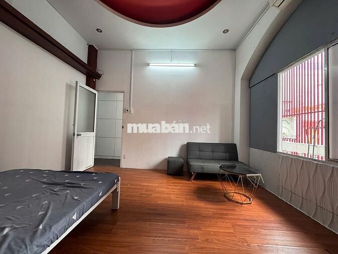 CHO THUÊ CĂN HỘ CÓ GÁC, CHDV 2 PN RỘNG 60M2, BẾP, WC RIÊNG GẦN SÂN BAY